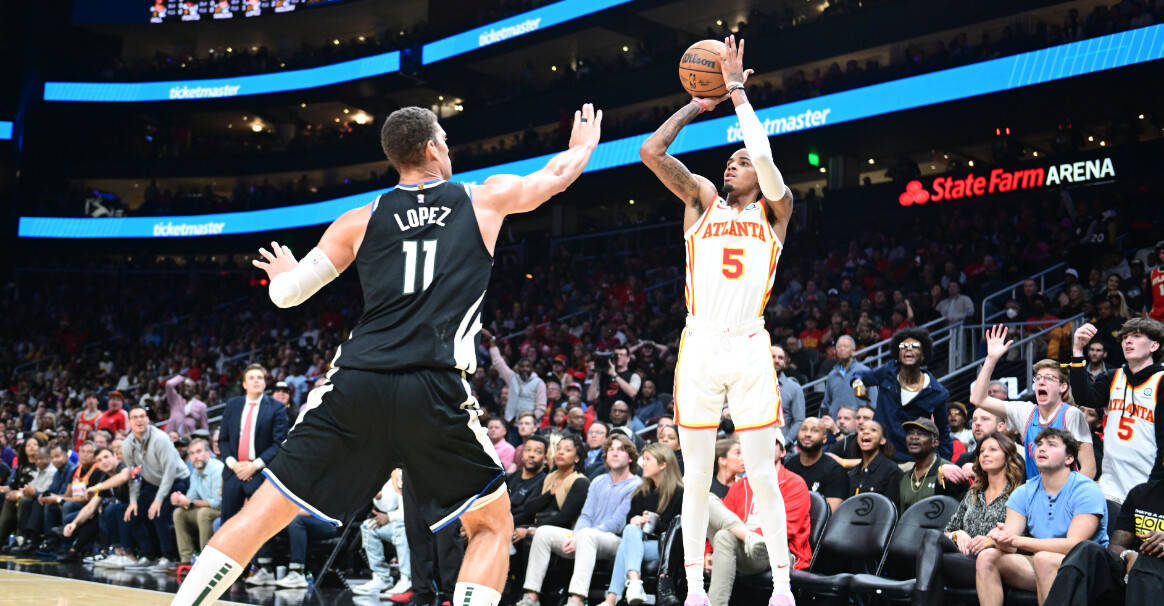 JN体育-穆雷在雄鹿比赛中出色防守，赛事规则更新引发热议！的简单介绍