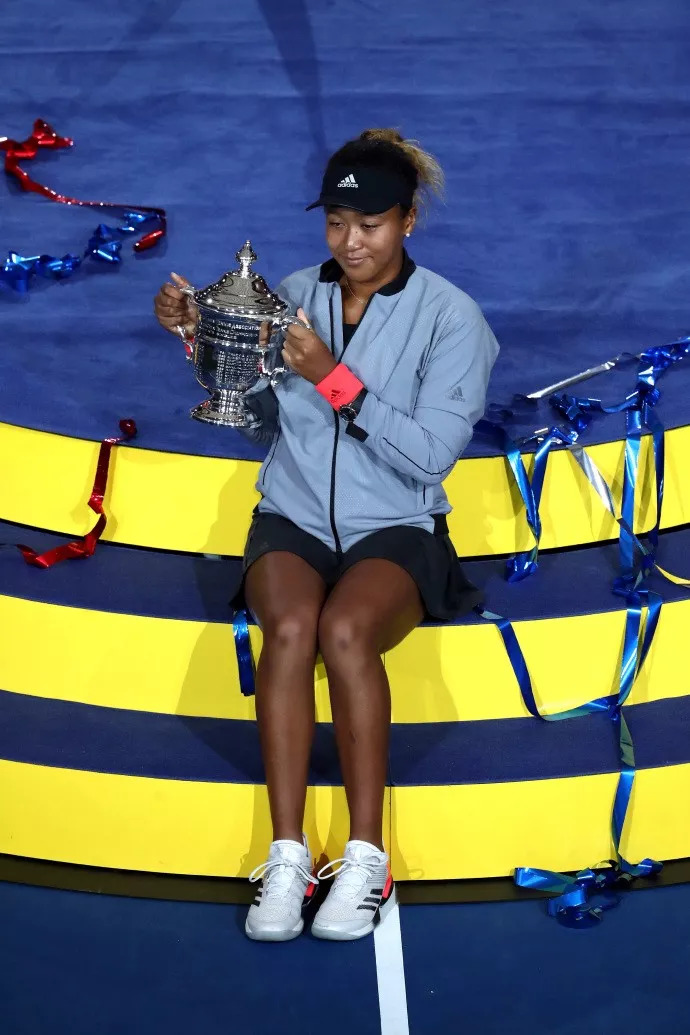 JN体育-包含大坂直美回归赛场，败北首场状态亮眼，瑞士队观众沸腾！的词条